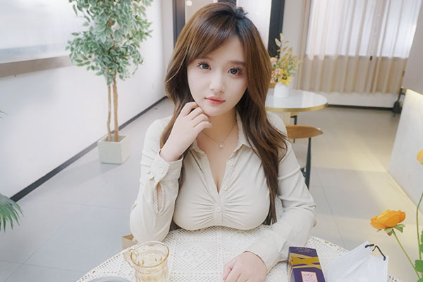 我和美女有个约会官方中文下载